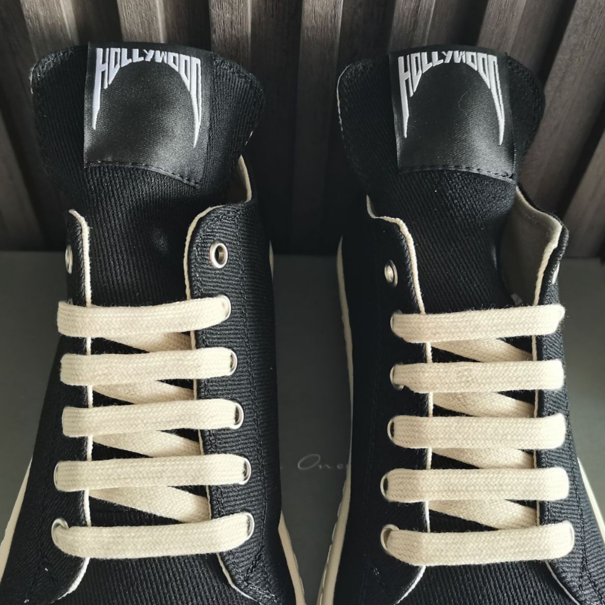 Sepatu Kasual Wanita Merk Klas - Quality Streetwear Brand ulasan dan harga