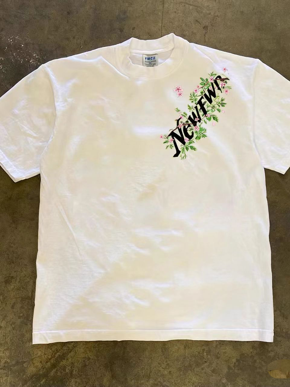 Kaus Lengan Pendek Katun Murni - Streetwear Brand Flower ulasan dan harga